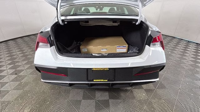 2025 Serenity White Hyundai Elantra SEL Sport FWD Sedan