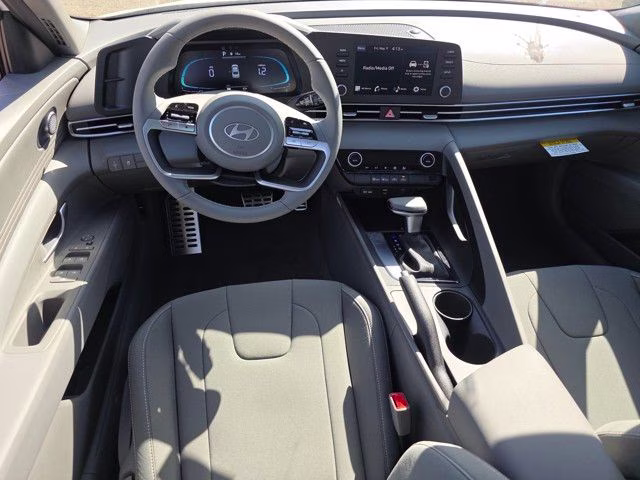 2025 Serenity White Hyundai Elantra SEL Sport FWD Sedan