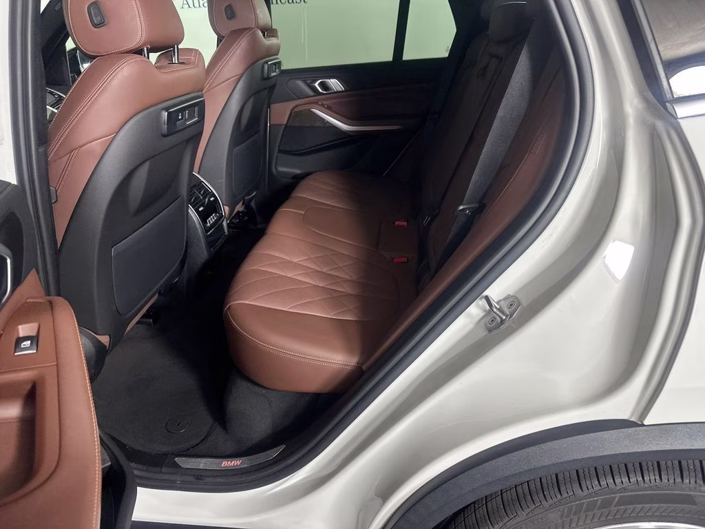 2023 Alpine White BMW X5 sDrive40i RWD SUV
