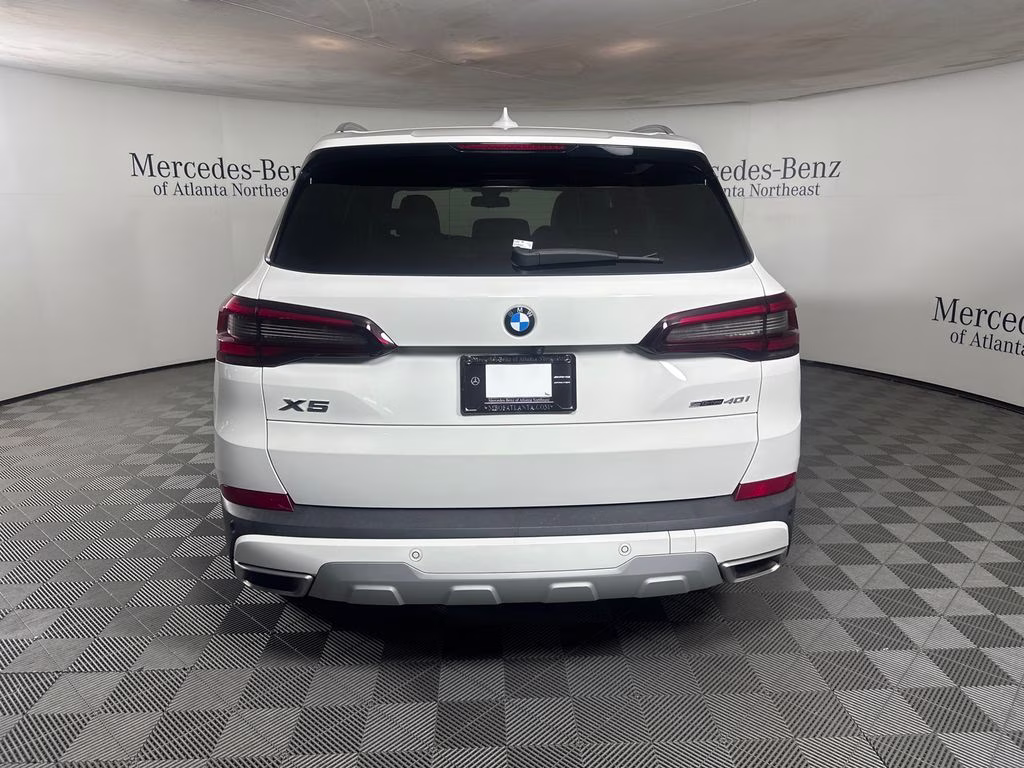 2023 Alpine White BMW X5 sDrive40i RWD SUV