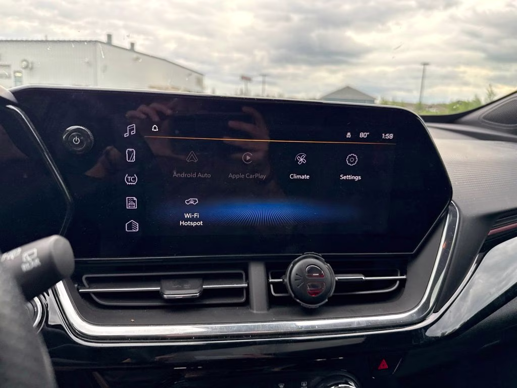 2025 Black Metallic Chevrolet Trax 2RS FWD SUV