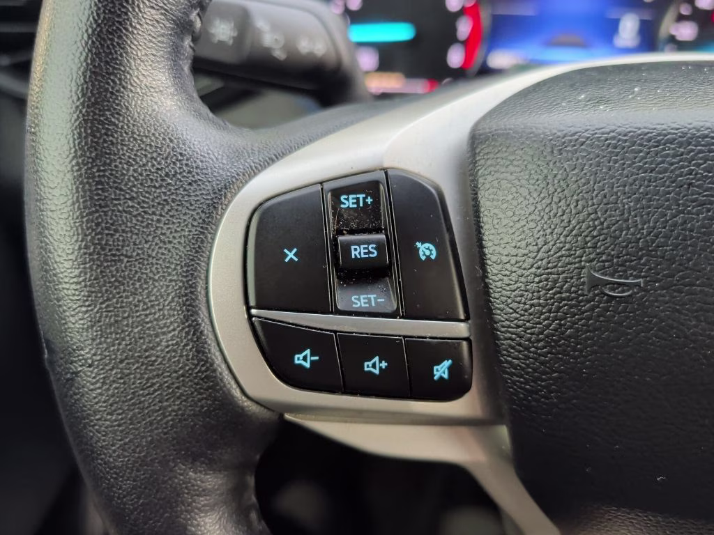 2023 Agate Black Metallic Ford Explorer XLT RWD SUV