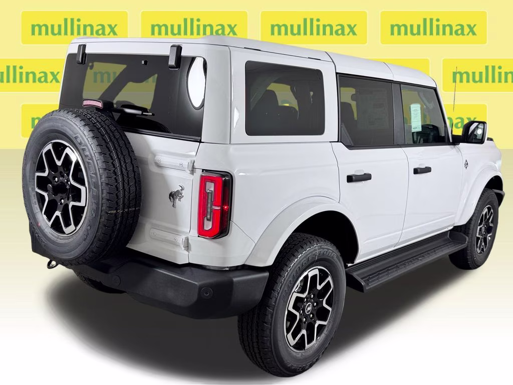 2026 Oxford White Ford Bronco Outer Banks 4X4 SUV
