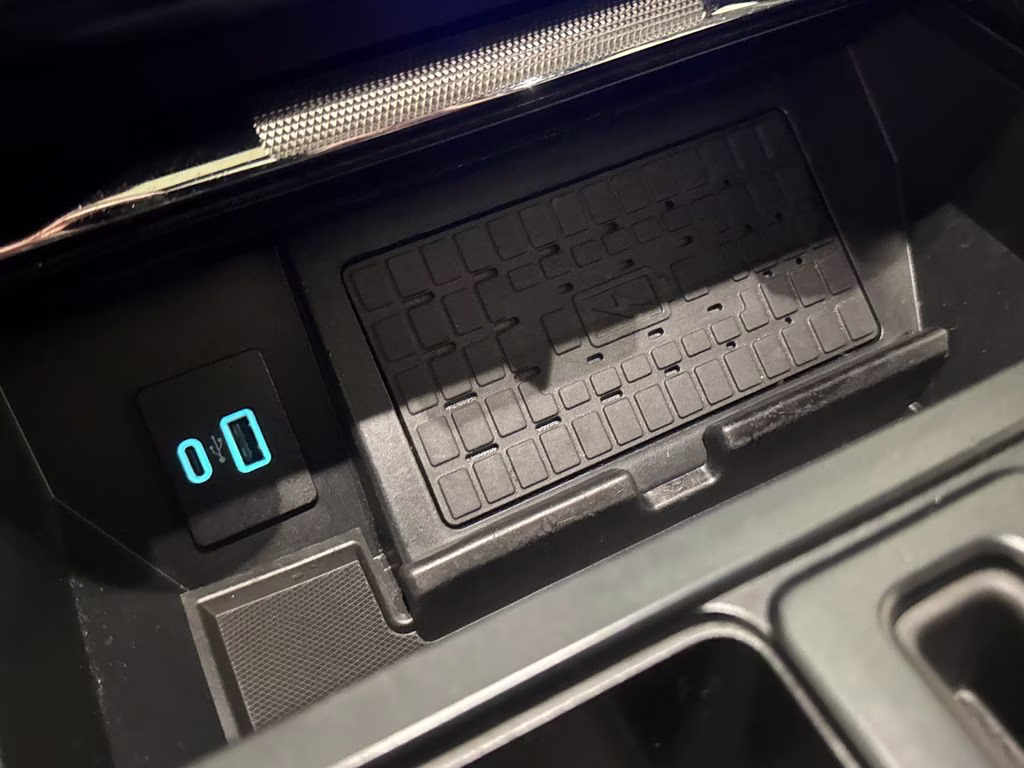 2023 Avalanche Ford F-150 Raptor 4X4 Truck