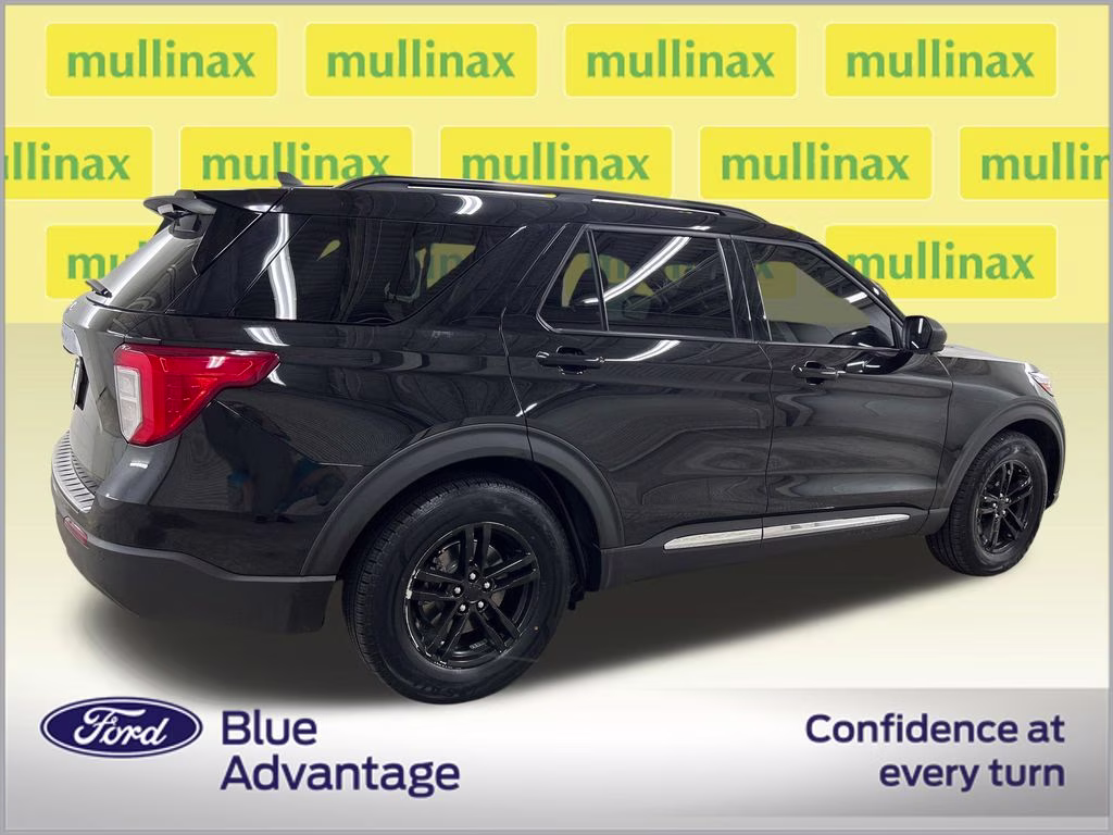 2023 Agate Black Metallic Ford Explorer XLT RWD SUV