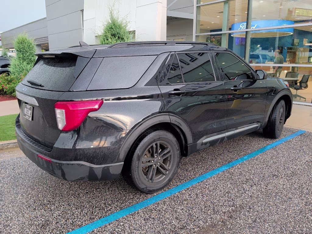 2023 Agate Black Metallic Ford Explorer XLT RWD SUV