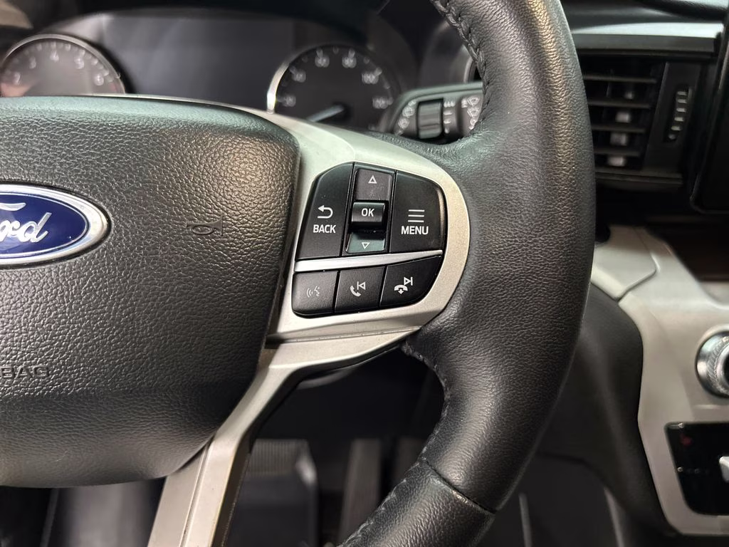 2023 Agate Black Metallic Ford Explorer XLT RWD SUV