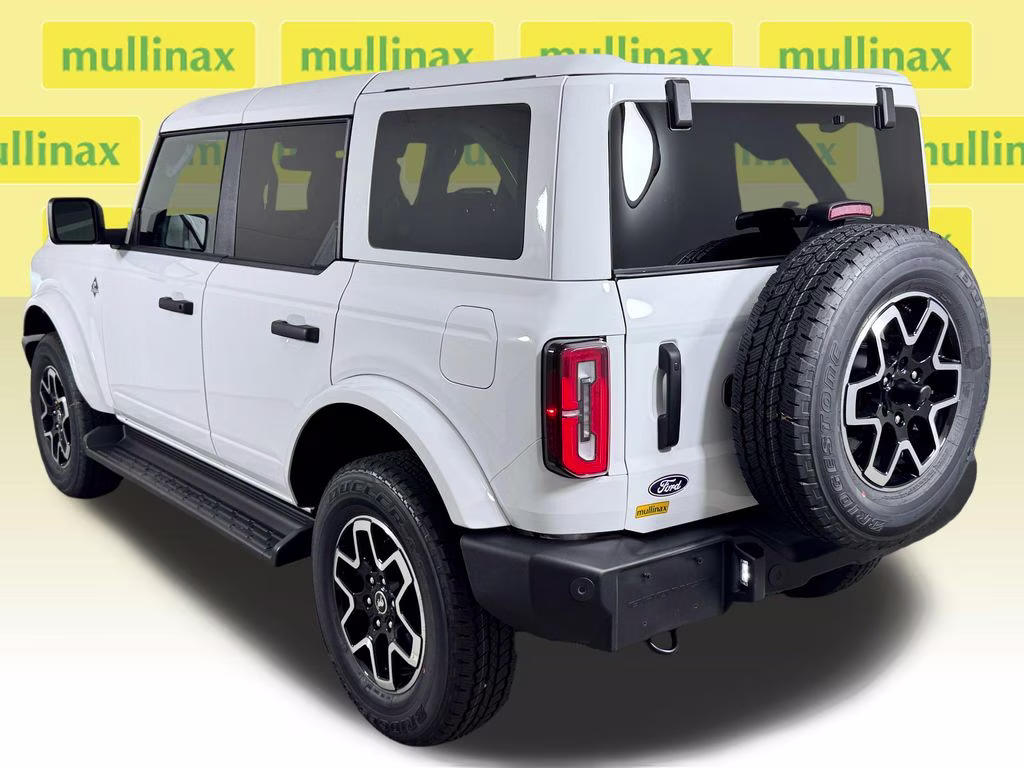 2026 Oxford White Ford Bronco Outer Banks 4X4 SUV