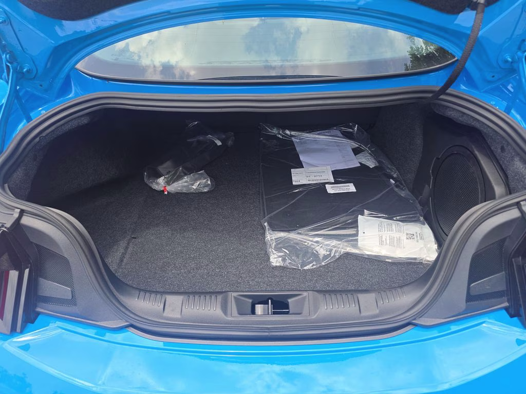2026 Grabber Blue Metallic Ford Mustang Dark Horse RWD Coupe