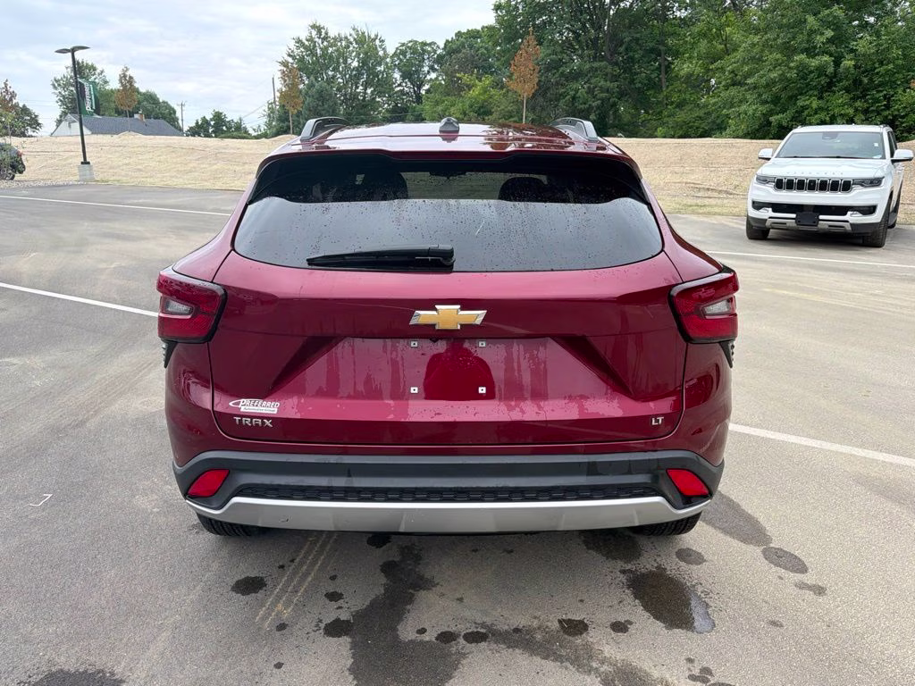 2024 Crimson Metallic Chevrolet Trax LT FWD SUV