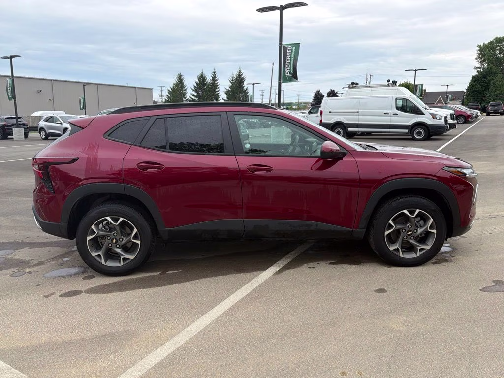 2024 Crimson Metallic Chevrolet Trax LT FWD SUV