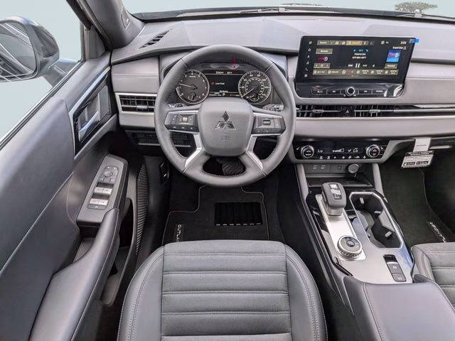 2026 Black Mitsubishi Outlander LE FWD SUV