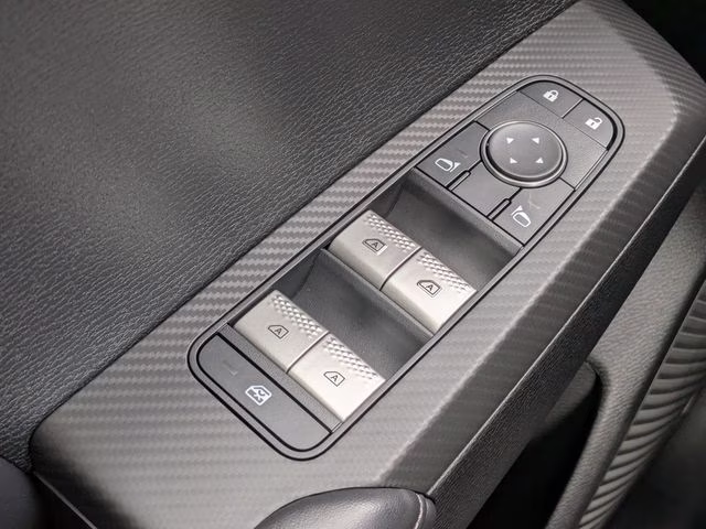 2026 Black Mitsubishi Outlander LE FWD SUV