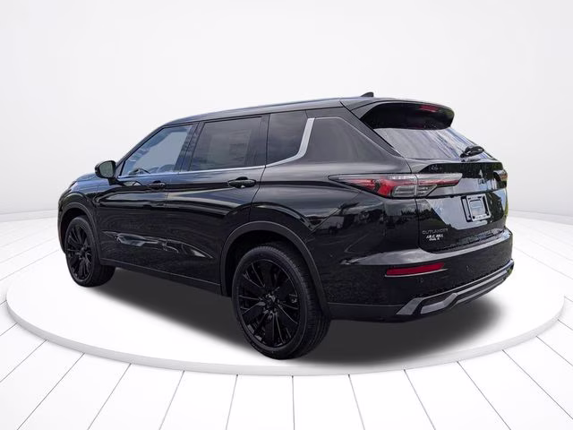 2026 Black Mitsubishi Outlander LE FWD SUV