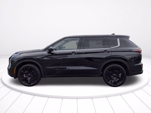 2026 Black Mitsubishi Outlander LE FWD SUV