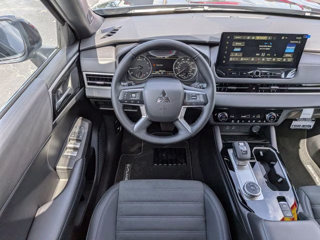 2026 Graphite Gray Mitsubishi Outlander LE FWD SUV