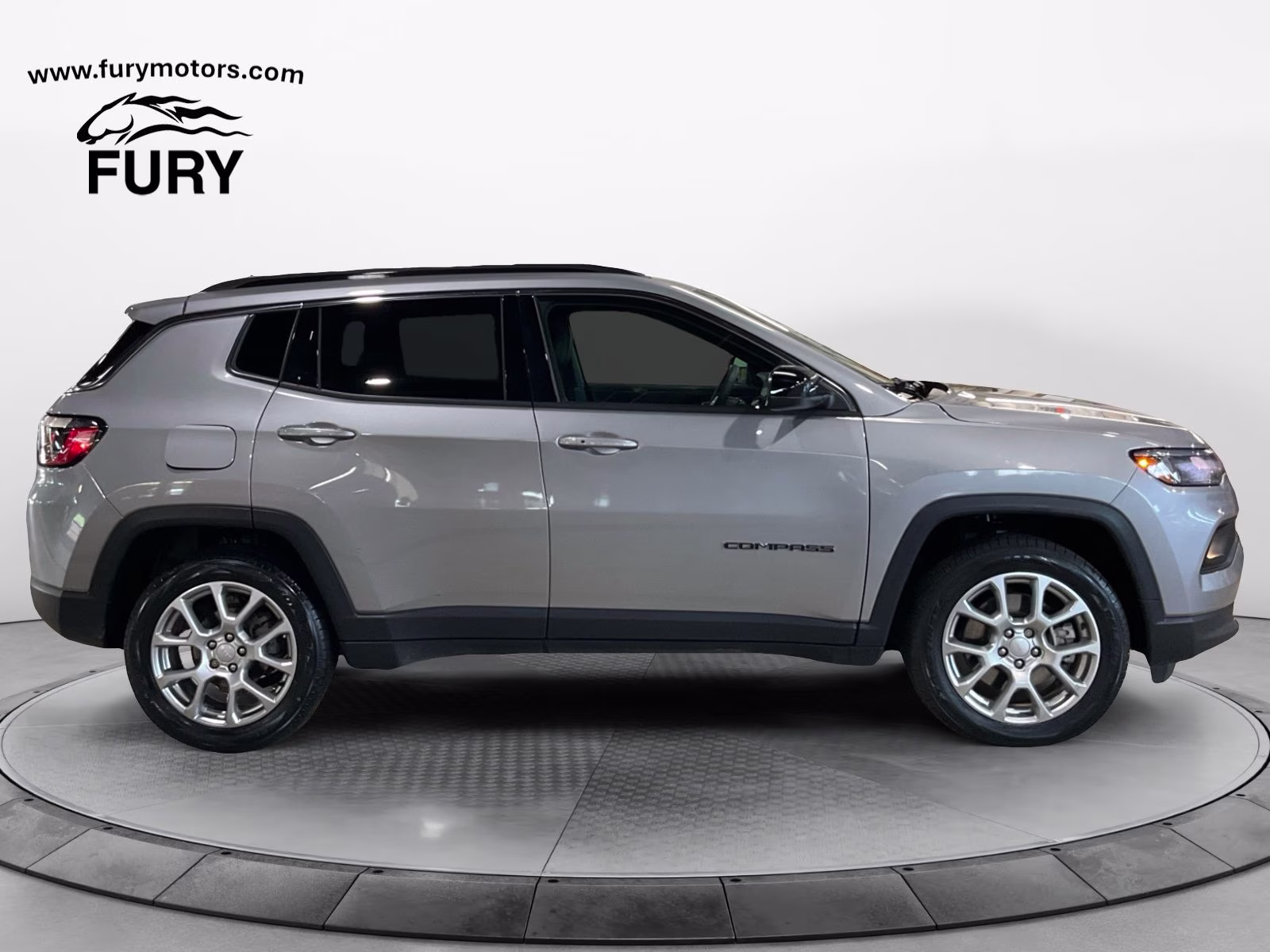 Used 2023 Jeep Compass Latitude Lux with VIN 3C4NJDFNXPT556794 for sale in South Saint Paul, Minnesota