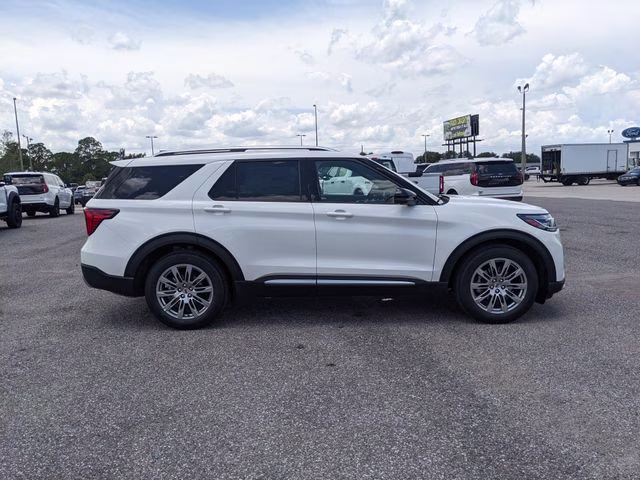 2026 Star White Metallic Tri-Coat Ford Explorer Platinum RWD SUV