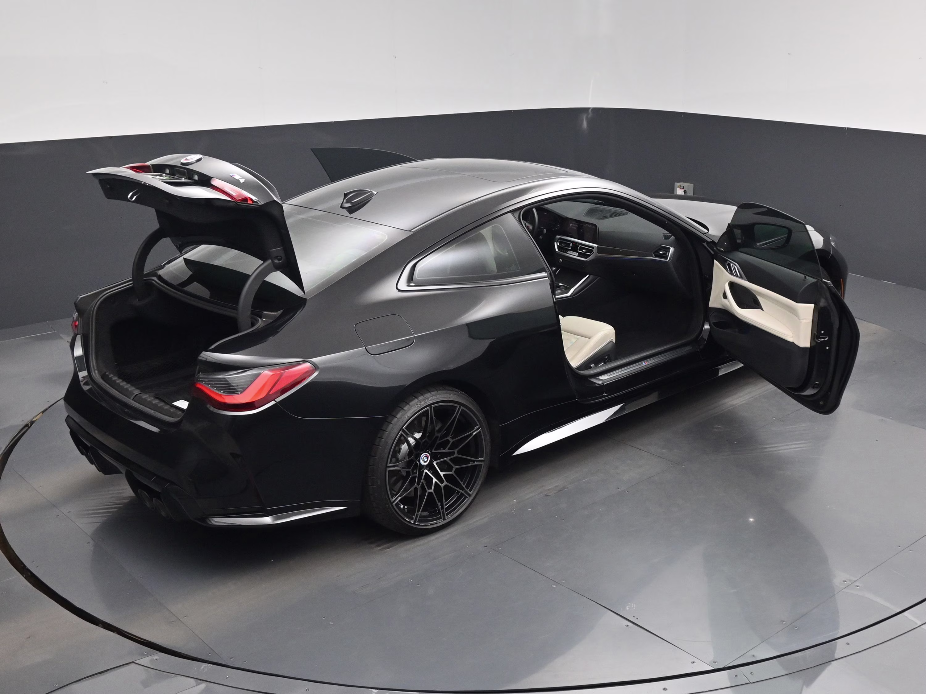 2022 Black Sapphire Metallic BMW M4 Base RWD Coupe