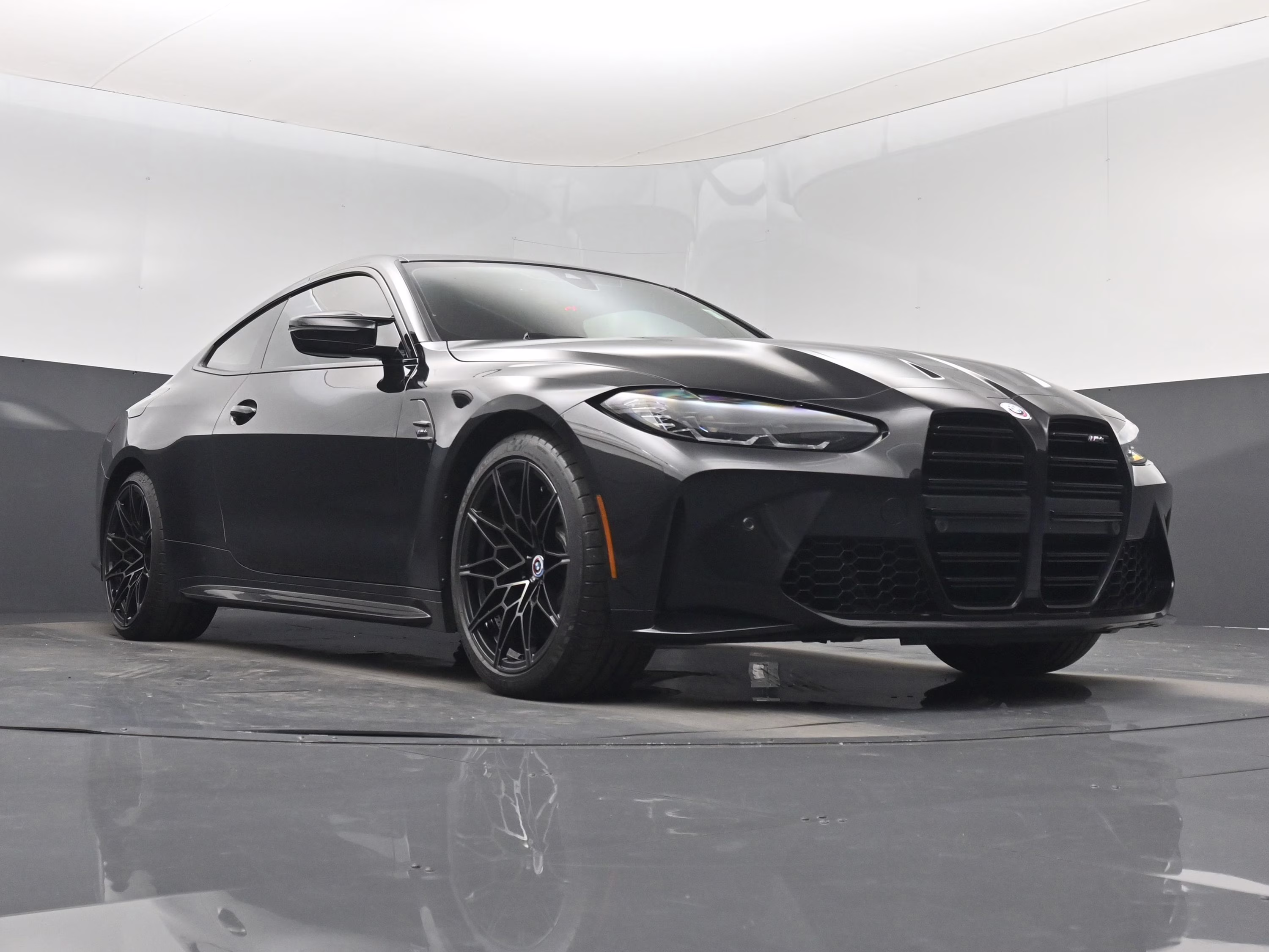 2022 Black Sapphire Metallic BMW M4 Base RWD Coupe