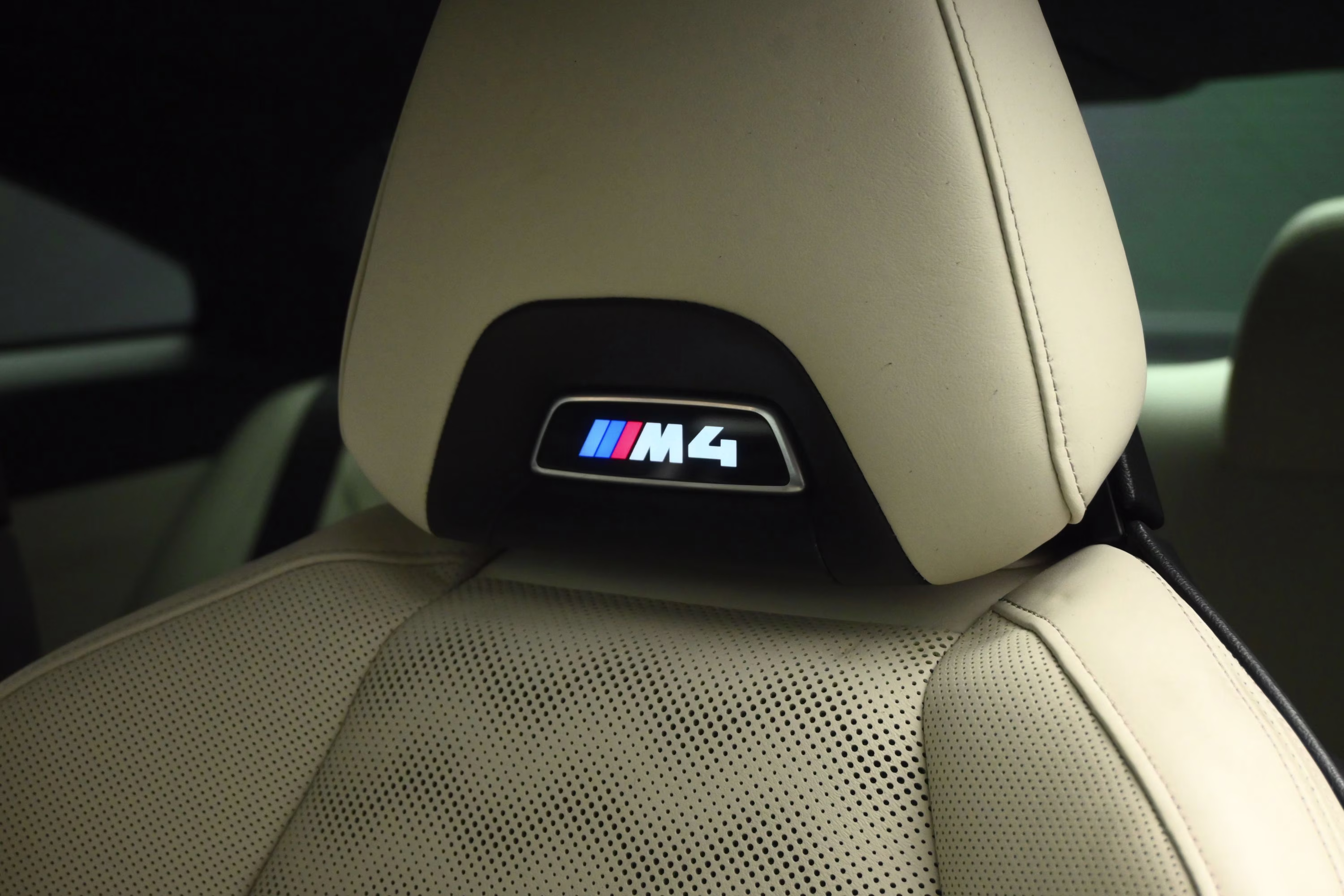 2022 Black Sapphire Metallic BMW M4 Base RWD Coupe