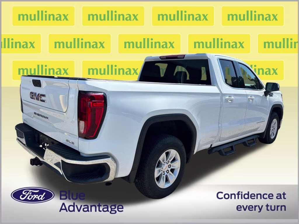 2023 Summit White GMC Sierra 1500 SLE RWD Truck