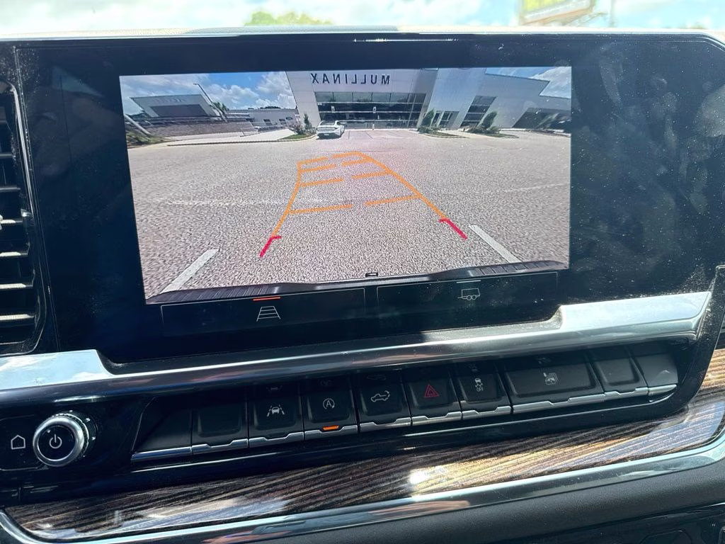 2023 Summit White GMC Sierra 1500 SLE RWD Truck