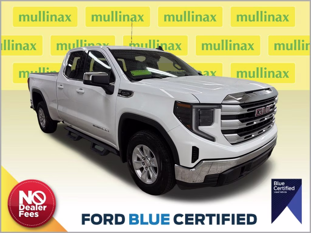 2023 Summit White GMC Sierra 1500 SLE RWD Truck