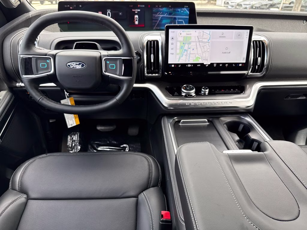 2027 Agate Black Metallic Ford Expedition Max Platinum 4X4 SUV