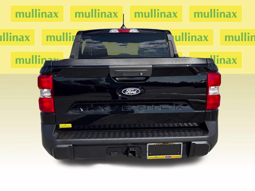 2026 Shadow Black Ford Maverick XLT FWD Truck