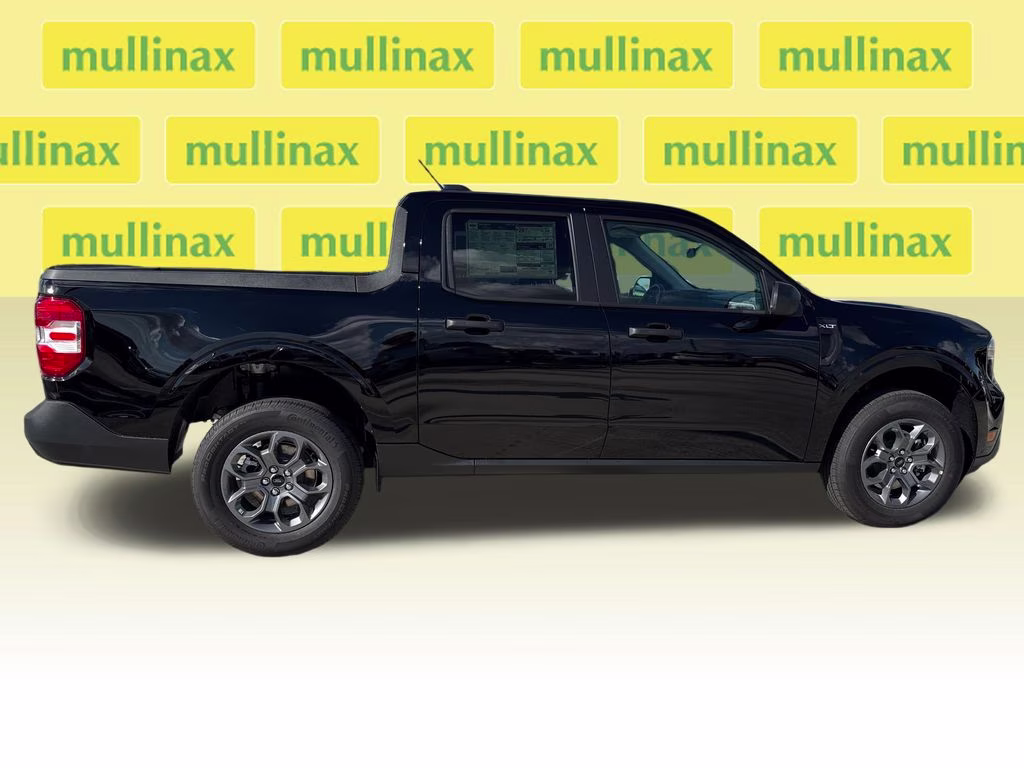 2026 Shadow Black Ford Maverick XLT FWD Truck