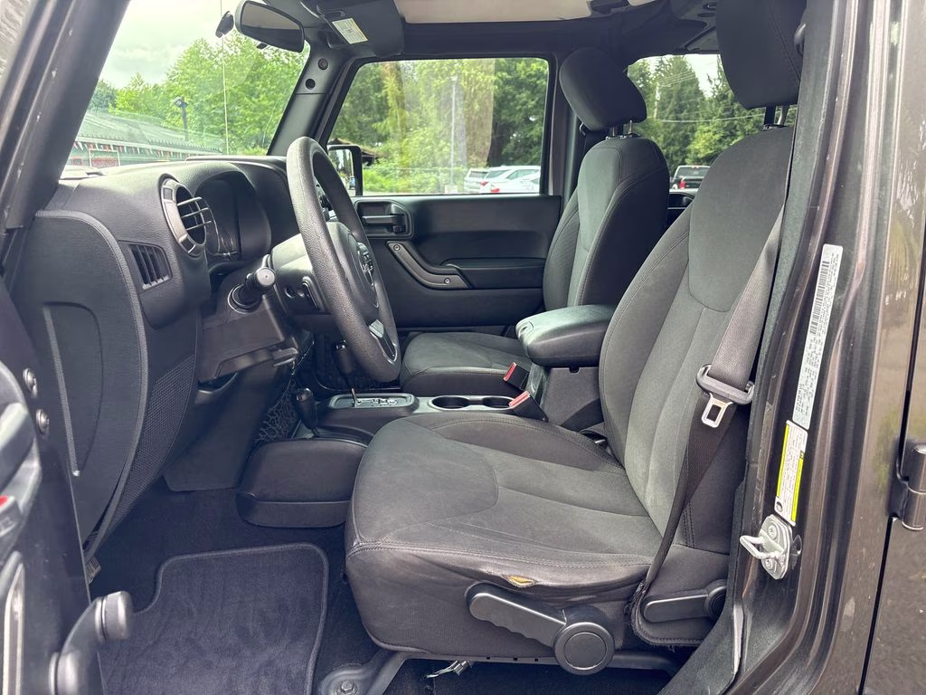 2018 Granite Crystal Metallic Clearcoat Jeep Wrangler JK Unlimited Sport 4X4 SUV