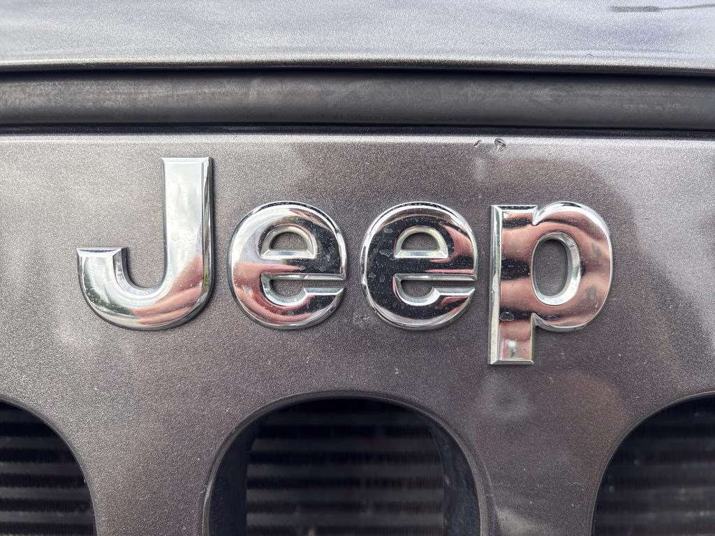2018 Granite Crystal Metallic Clearcoat Jeep Wrangler JK Unlimited Sport 4X4 SUV