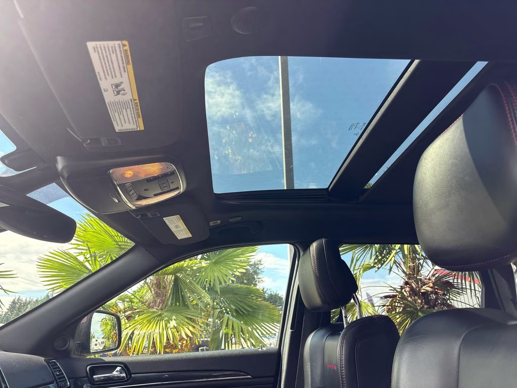2019 Redline 2 Coat Pearl Jeep Grand Cherokee Trailhawk 4X4 SUV