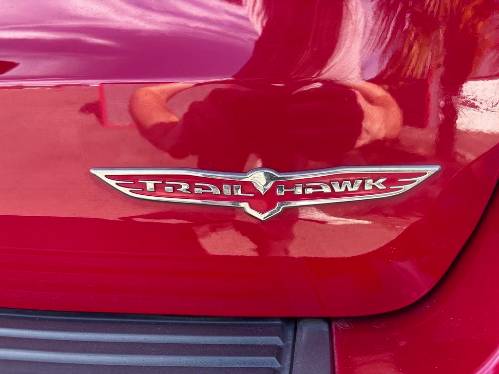 2019 Redline 2 Coat Pearl Jeep Grand Cherokee Trailhawk 4X4 SUV