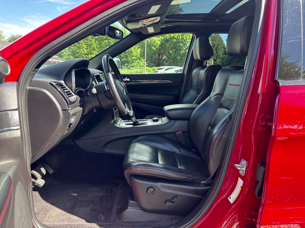 2019 Redline 2 Coat Pearl Jeep Grand Cherokee Trailhawk 4X4 SUV