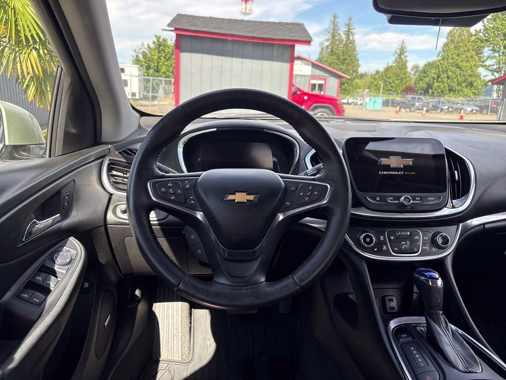 2017 Citron Green Metallic Chevrolet Volt Premier FWD Hatchback