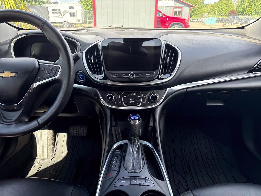 2017 Citron Green Metallic Chevrolet Volt Premier FWD Hatchback
