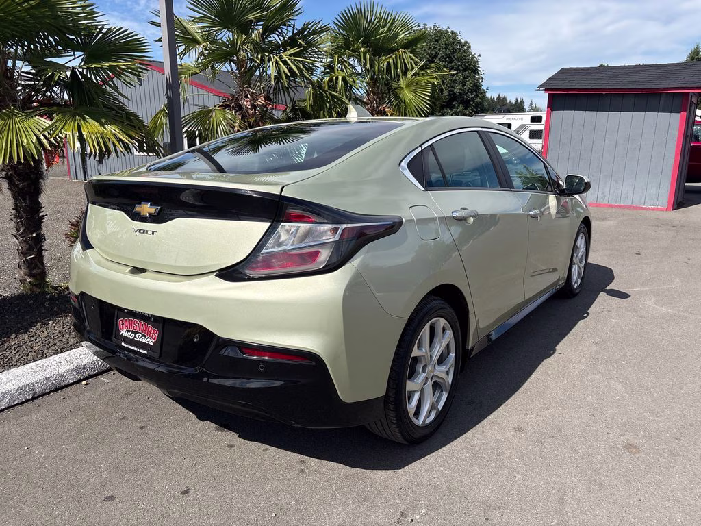 2017 Citron Green Metallic Chevrolet Volt Premier FWD Hatchback