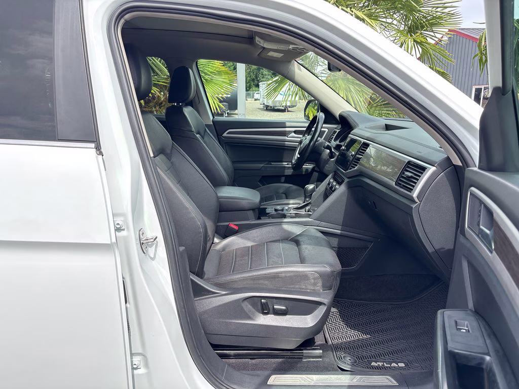 2018 Volkswagen Atlas Highline - Photo 46