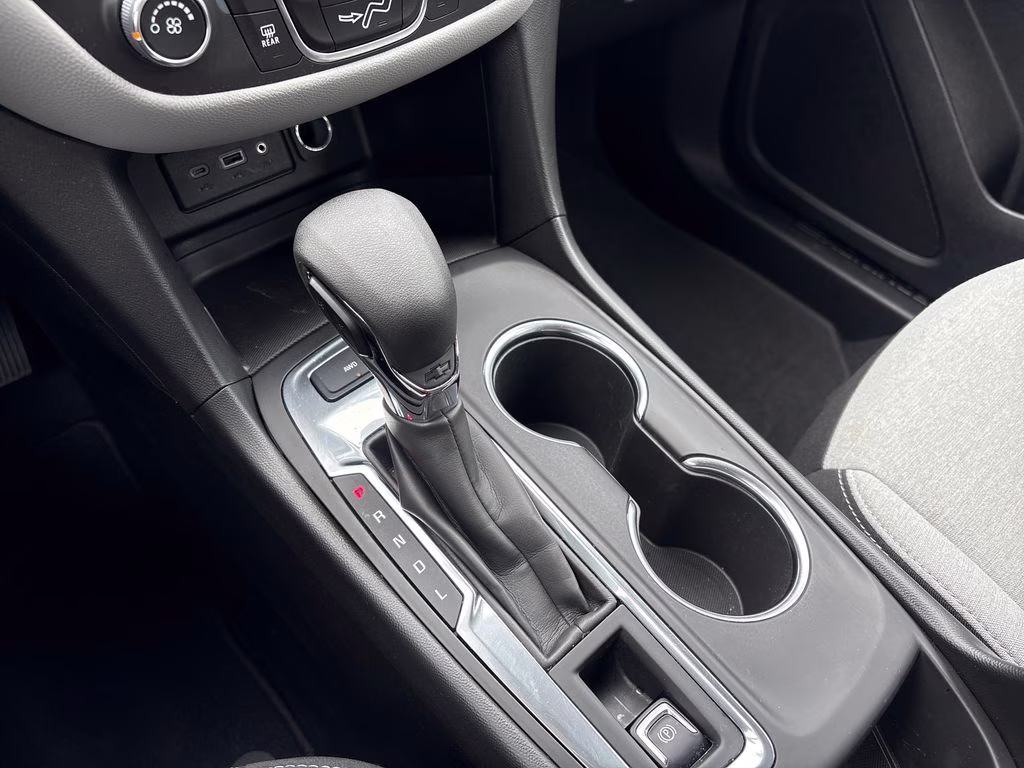 2022 Summit White Chevrolet Equinox LS AWD SUV