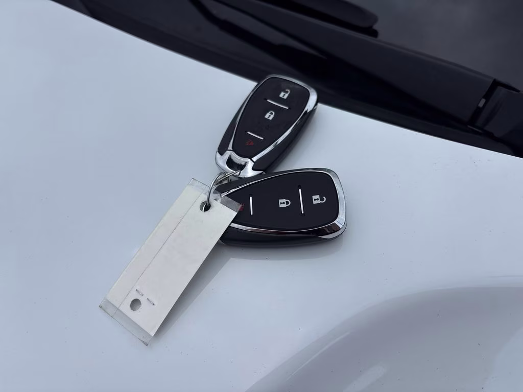 2022 Summit White Chevrolet Equinox LS AWD SUV