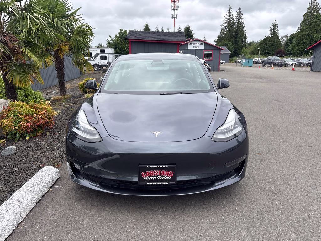 2022 Gray Tesla Model 3 Long Range AWD Sedan