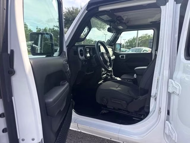 2026 Bright White Clearcoat Jeep Wrangler Sport 4X4 Convertible