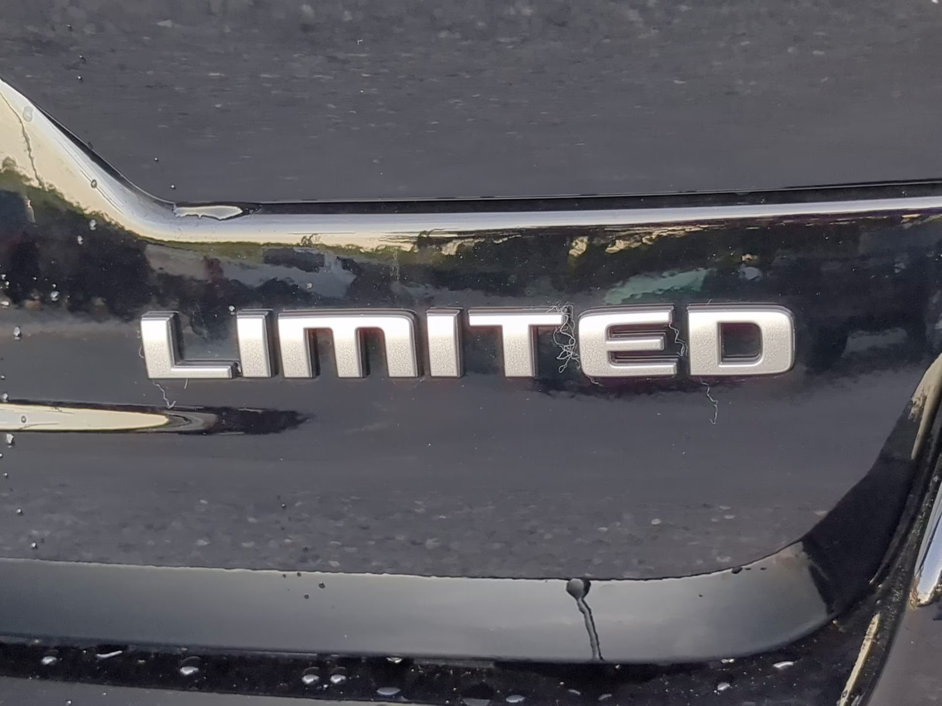 2025 Diamond Black Crystal Pearlcoat Jeep Grand Cherokee Limited 4X4 SUV