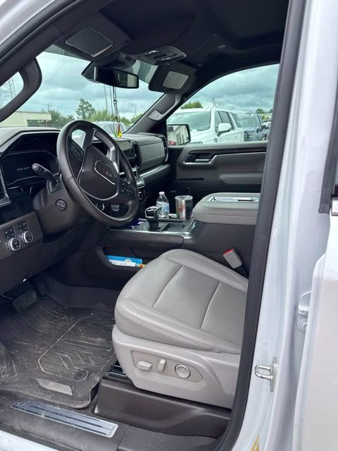 2022 White Frost Tricoat GMC Sierra 1500 SLT 4X4 Truck