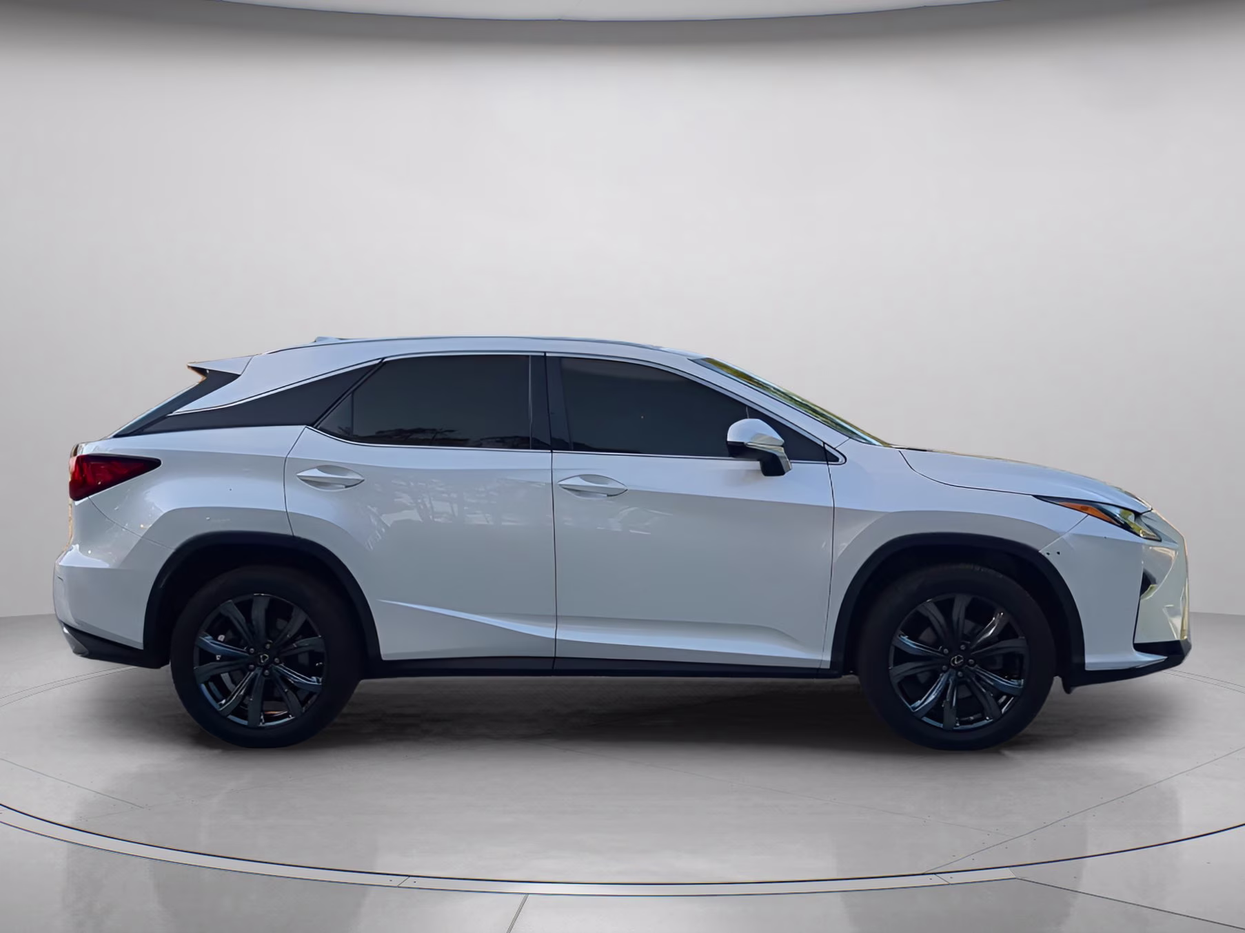 2018 Eminent White Pearl Lexus RX RX 350 FWD SUV
