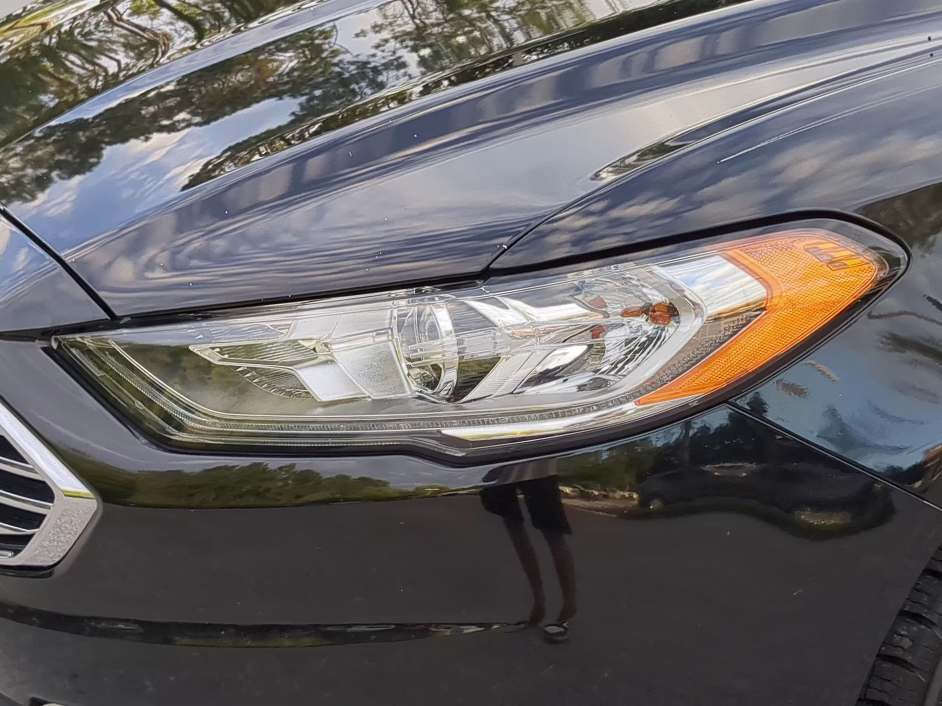 2017 Shadow Black Ford Fusion SE FWD Sedan