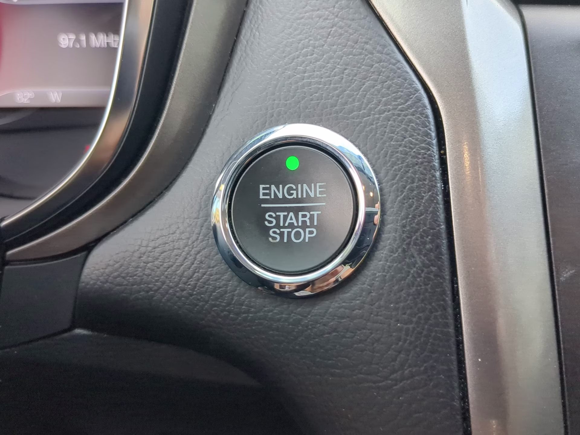 2017 Shadow Black Ford Fusion SE FWD Sedan