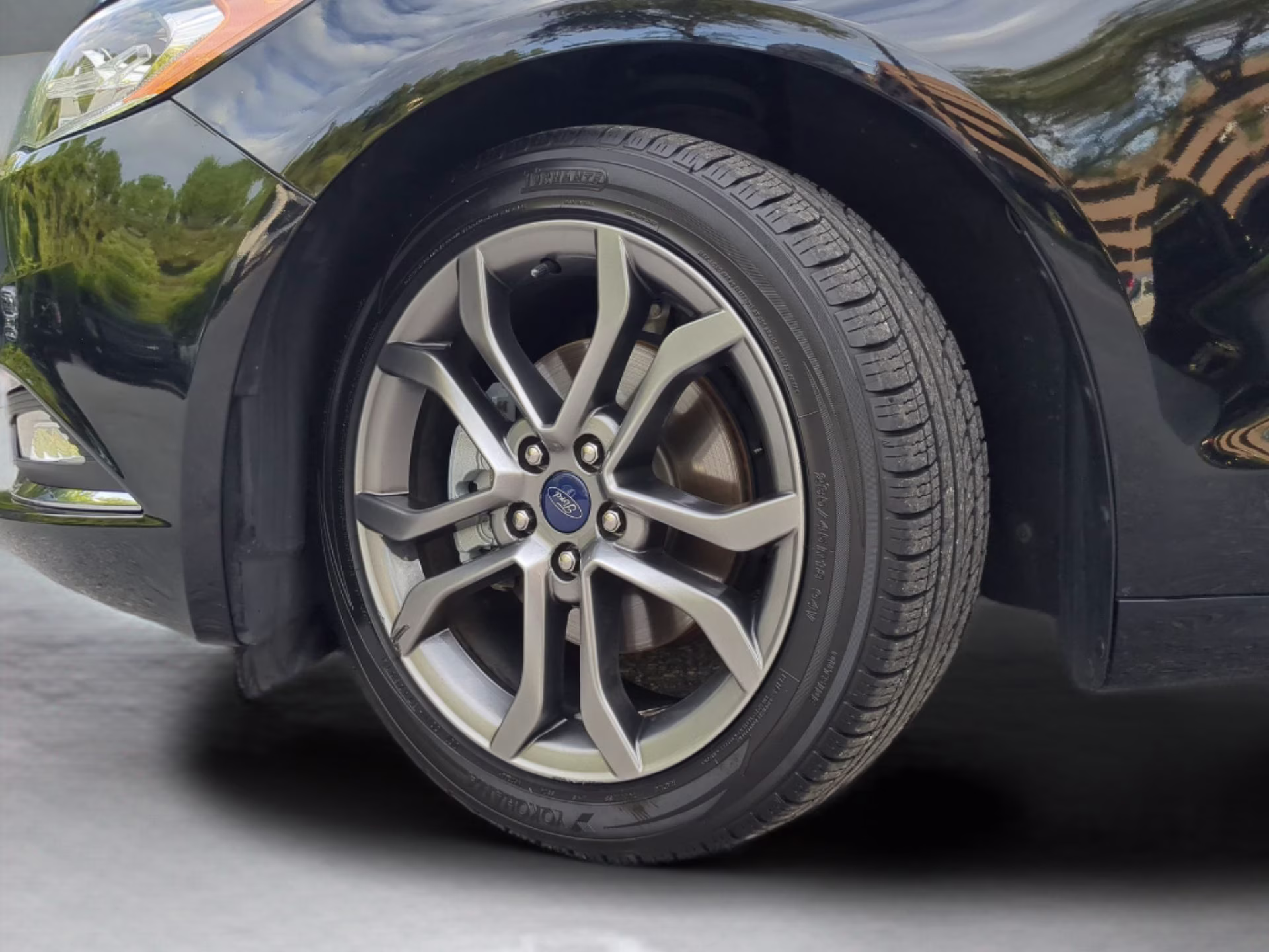 2017 Shadow Black Ford Fusion SE FWD Sedan